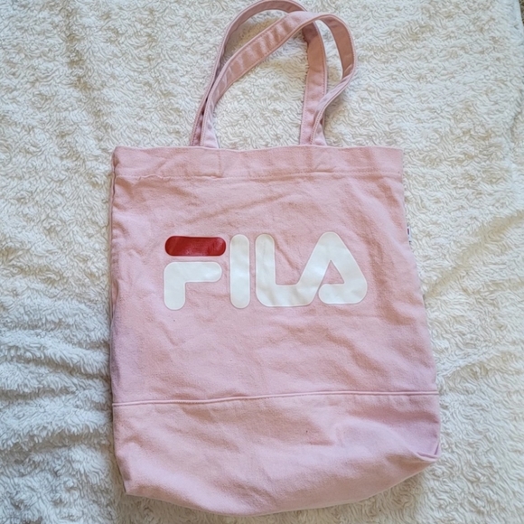 Fila - Picture 3 of 5